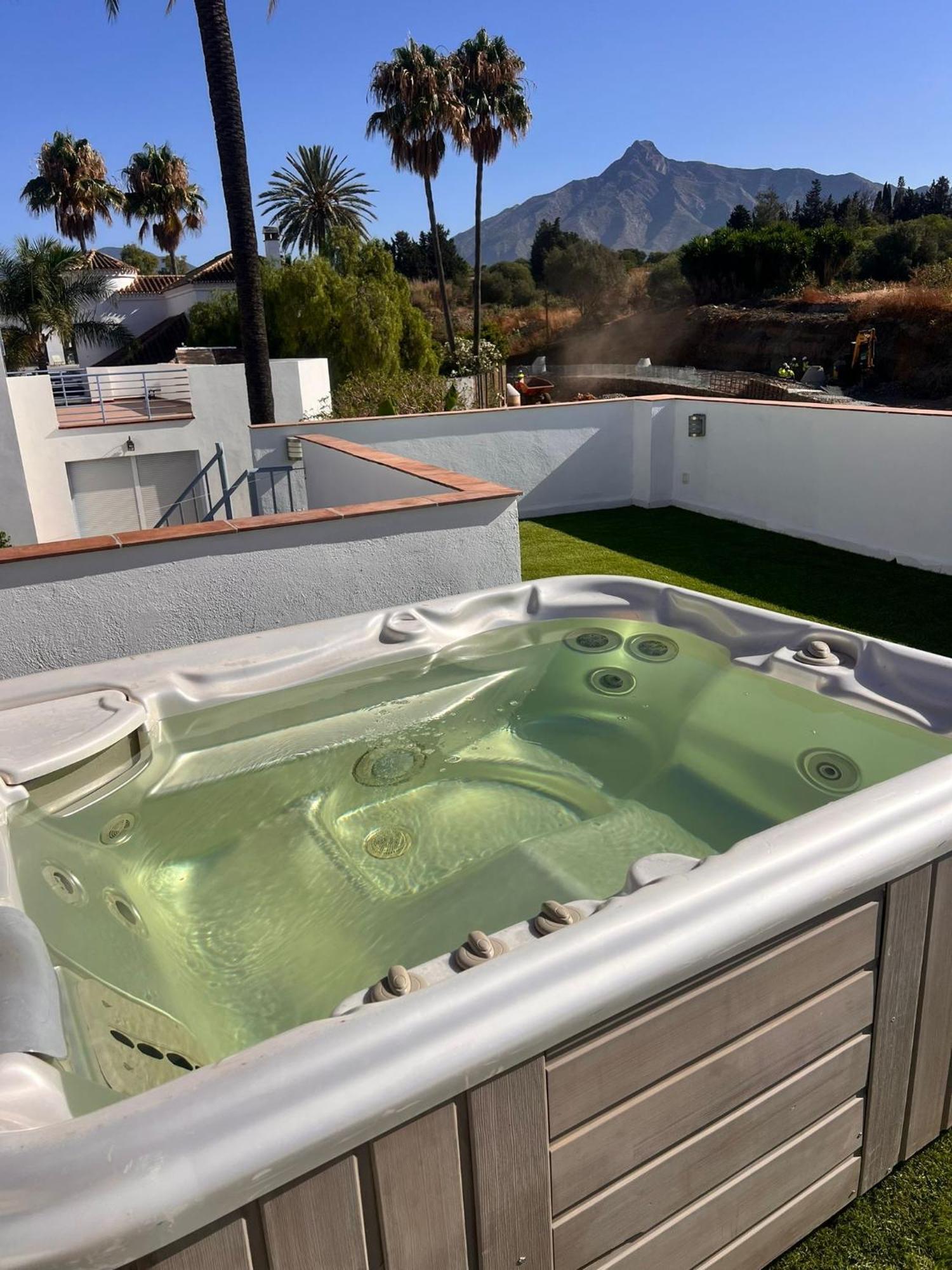 Puerto Banus Jacuzzi Close To Breath And Marbella Arena Esterno foto