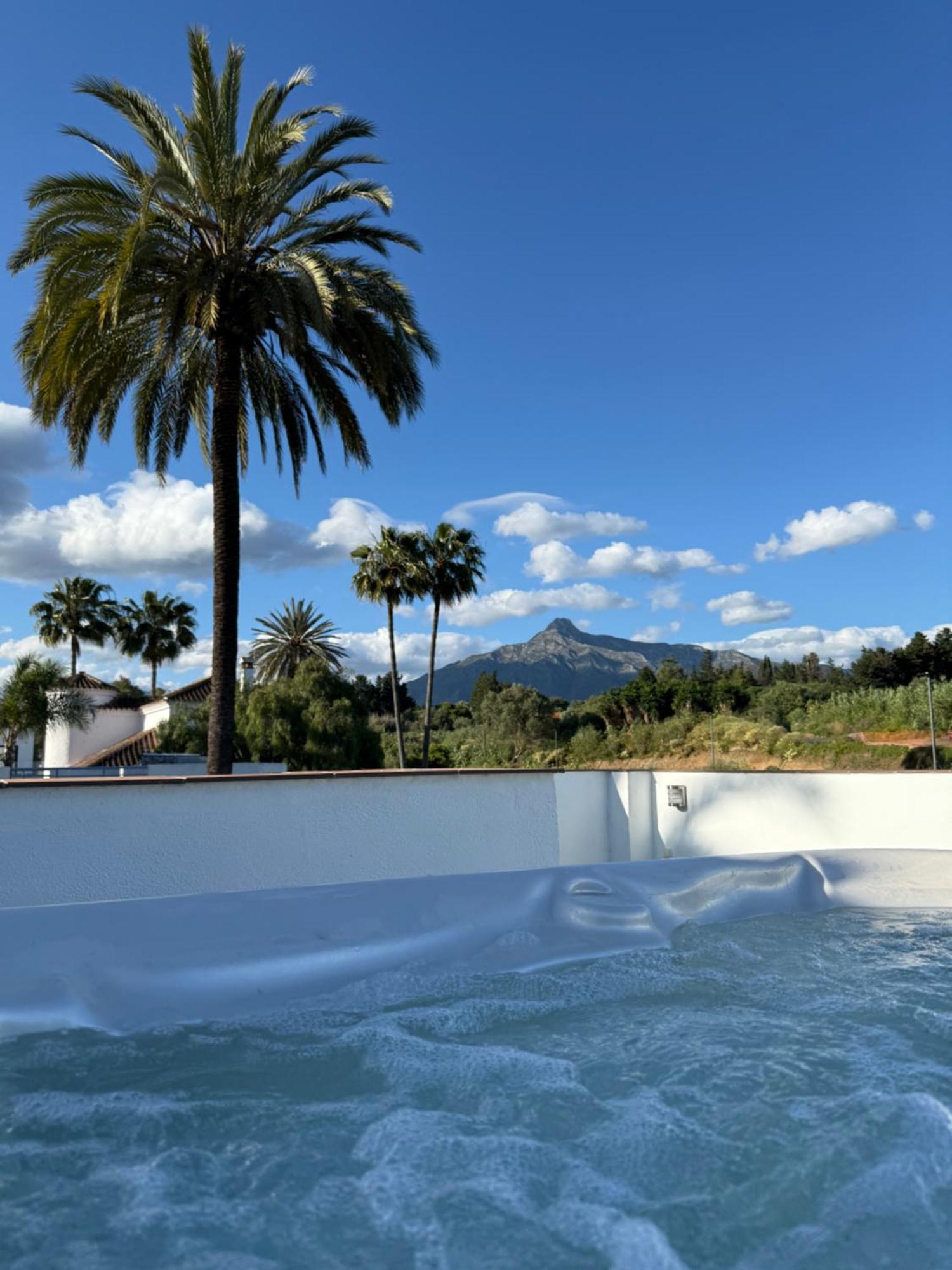 Puerto Banus Jacuzzi Close To Breath And Marbella Arena Esterno foto